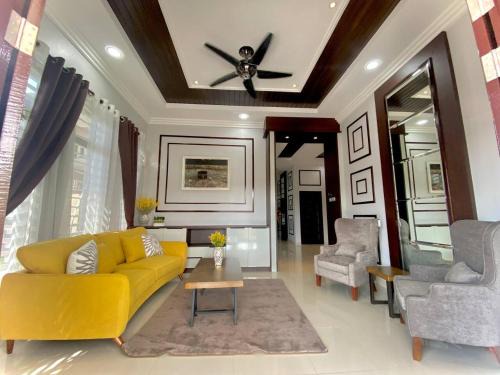 Wakaf Bharu House | Homestay Wakaf Bharu Tumpat