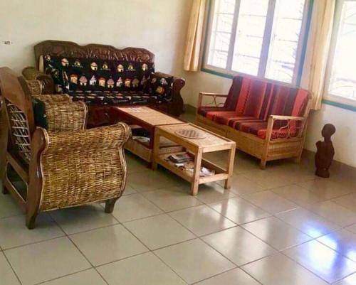 Jinja House | Homestaystudio62