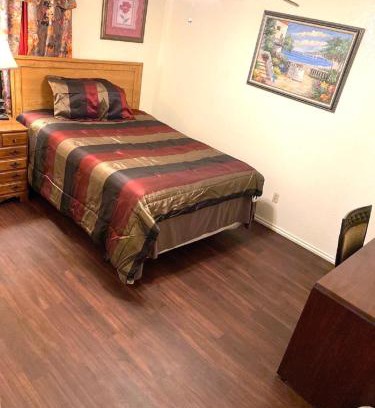 Far North Dallas House | Homestayy