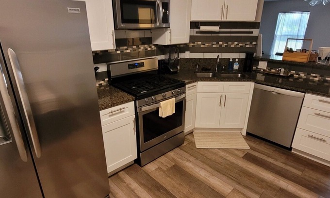 DeSoto Apartment | Homestead | 1BD apt