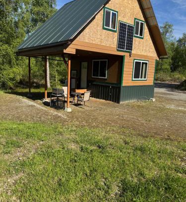 Susitna North Ski Chalet | Homestead Cabin East