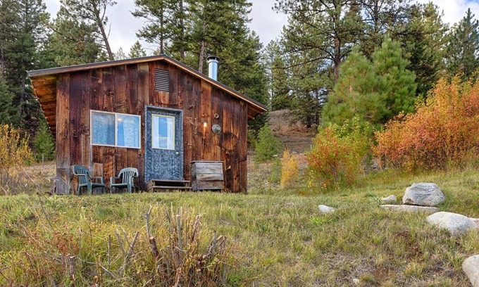 Oroville Apartment | Homestead Cabin - Eden Valley