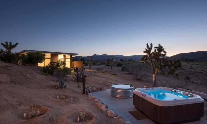 Pioneertown House | Homestead Modern No1 Pioneertown Icon, Cowboy Pool