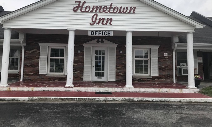 Berea Hotel | Hometown Inn Berea