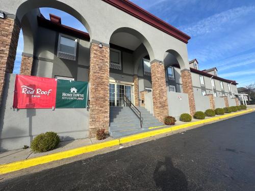 Richmond Hotel | HomeTowne Studios by Red Roof Richmond, VA - W Broad St