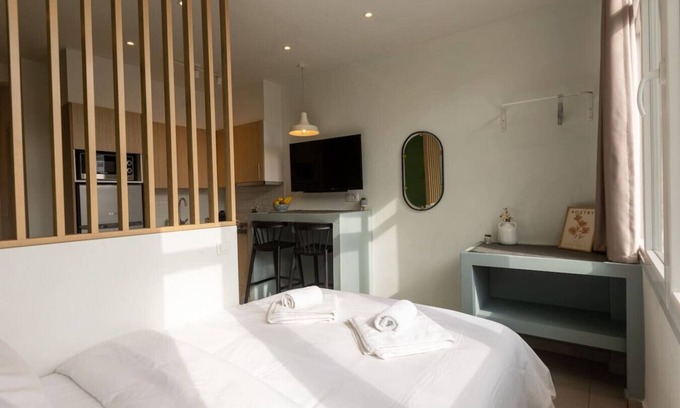 Ladadika Apartment | Homevision - City Hub Ladadika 3