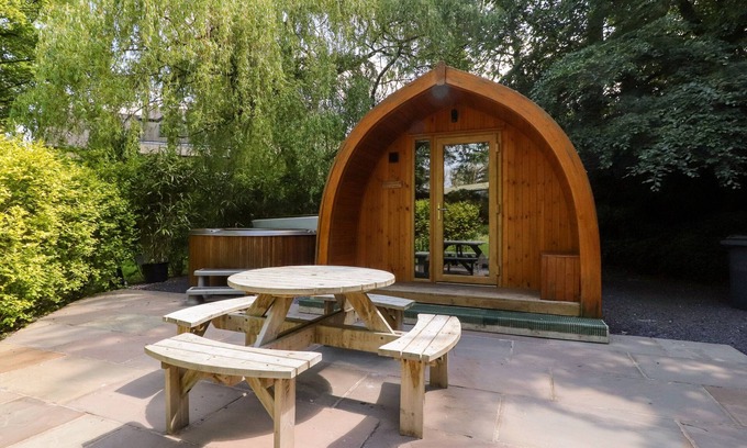 Knott End-on-Sea Cottage | HOMEWOOD POD, pet friendly, with hot tub in Garstang