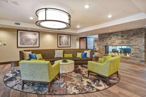 Pleasant Hill Hotel | Homewood Suites by Hilton Pleasant Hill Concord