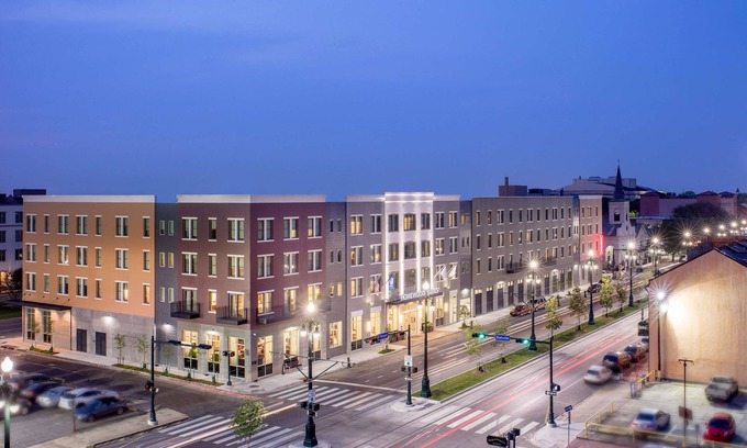 French Quarter Hotel | Homewood Suites by Hilton New Orleans French Quarter