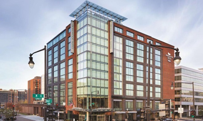 Navy Yard Hotel | Homewood Suites by Hilton Washington DC Capitol-Navy Yard