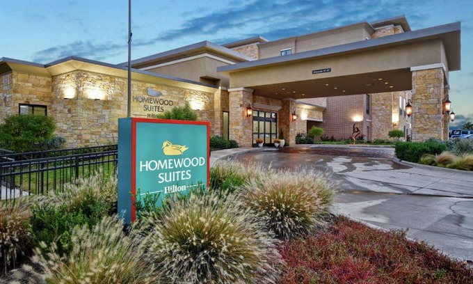 Southeast Arlington Hotel | Homewood Suites by Hilton Dallas Arlington South