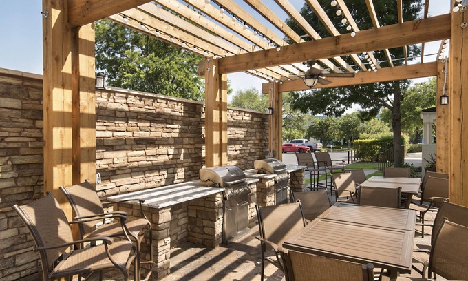 McKinney Hotel | Homewood Suites by Hilton Austin-South/Airport