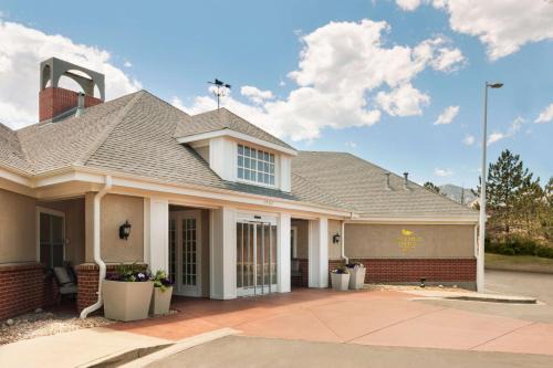 Frasier Meadows Hotel | Homewood Suites by Hilton Boulder