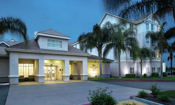 Clovis Hotel | Homewood Suites by Hilton Fresno Airport/Clovis