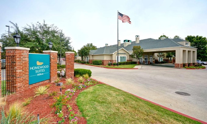 Lewisville Hotel | Homewood Suites by Hilton Dallas-Lewisville
