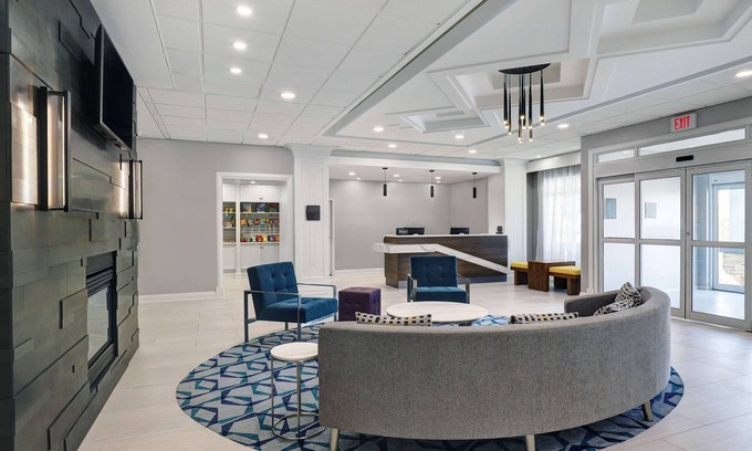 Westminster Hotel | Homewood Suites London Ontario
