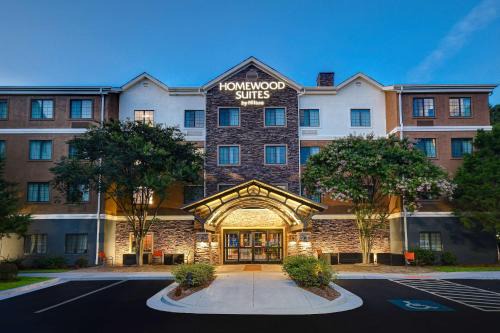 Newport News Hotel | Homewood Suites Newport News - Yorktown by Hilton