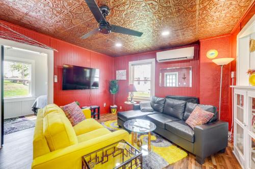 Highland House | Homey Cottage with Sunroom and Smart TV!