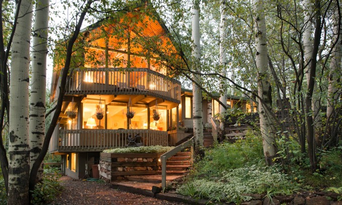 Aspen Cabin | Homey Lodge - private hot tub, walk to lifts at Highlands of Aspen