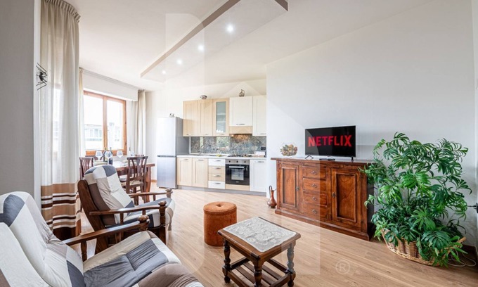 Pisa Apartment | [Homiday] Elegant Apartment [3bedroom 2bath]
