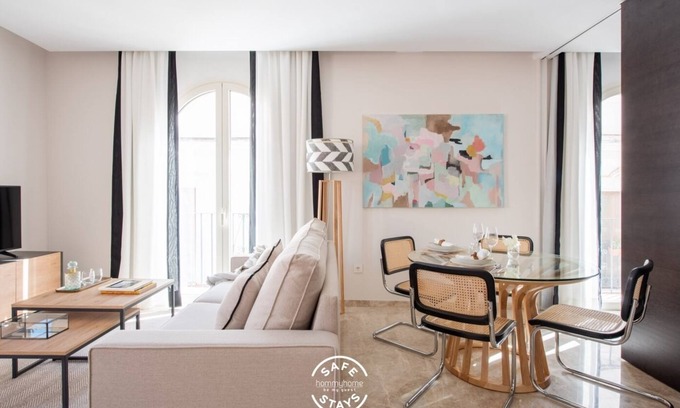 Encarnacion-Regina Apartment | Hommyhome Vera Cruz 201