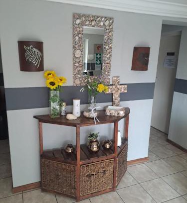 Rustenburg House | Honey Bee Guesthouse