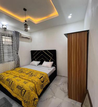 Ofin Apartment | Honey Bee Shortlet Apartments