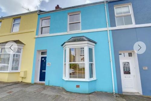 Tenby House | Honey Cottage