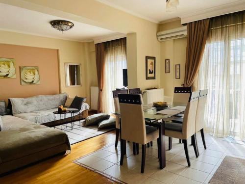 Delta Apartment | Honeybee Apartment kordelio area
