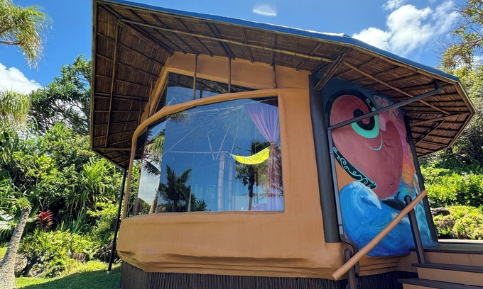 Haiku Cottage | Honeymoon Bliss: Bamboo Temple with Ocean Views at Maui Eco Retreat