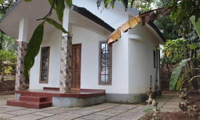 Civil Station Villa | Honeymoon villa-Green,eco friendly, Natural,tribal life, village resort