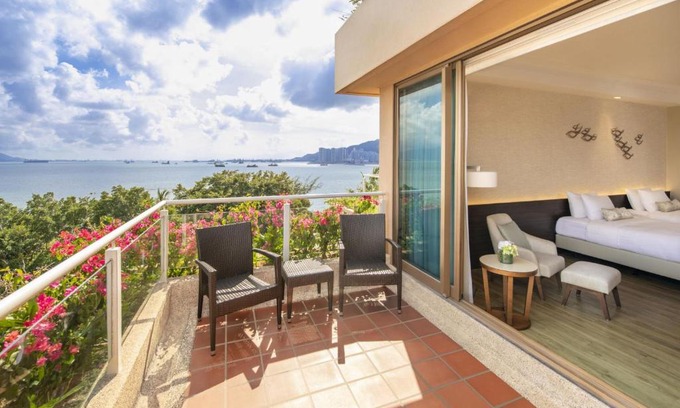 So Kwun Wat Hotel | Hong Kong Gold Coast Hotel