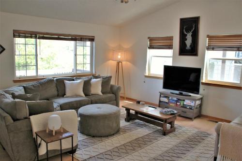Hood River House | Hood River Family Vacation Home