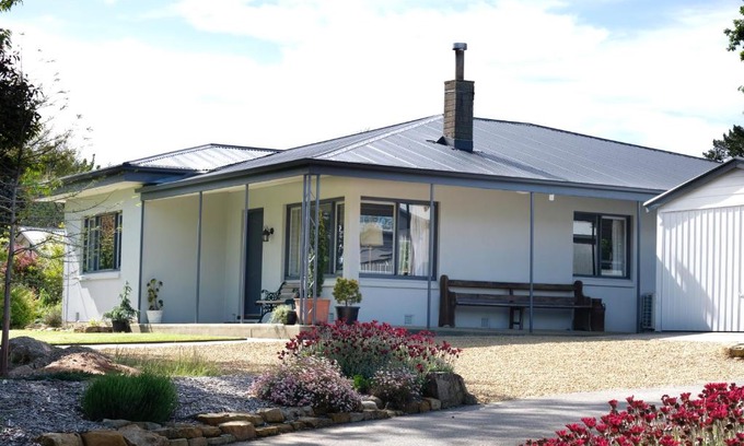 Aldgate House | Hoopers Cottage