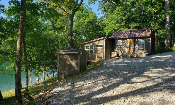 Garfield Cabin | Hoot Owl Cabins -Incredible Lakefront Cabin PLUS a 2nd Tiny Home