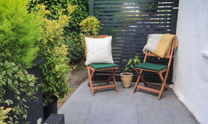 Buckfastleigh Cottage | HOPE COTTAGE, pet friendly, with open fire in Buckfastleigh