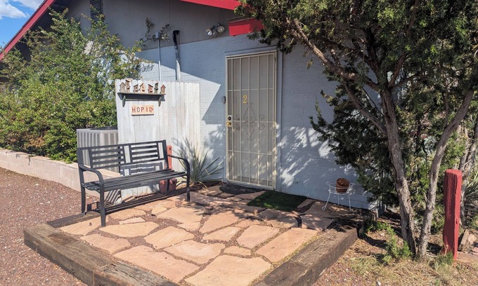 Valle Bed & Breakfast | Hopi Room #2 .