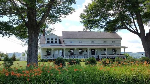 Town of Dover House | Hoppy Hill Farm House