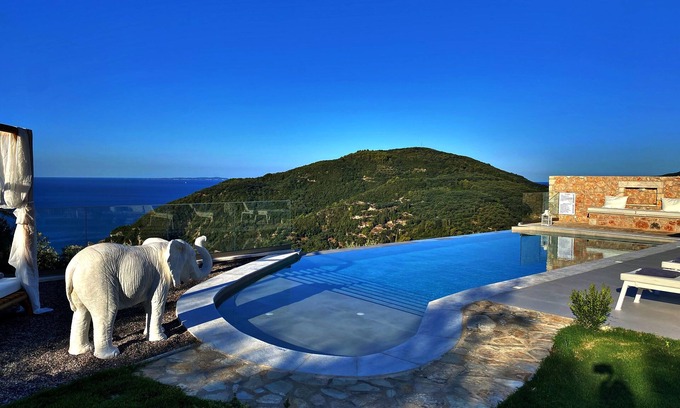 Parga Villa | Horizon Blue Luxury 3bedroom Villa with stunning views