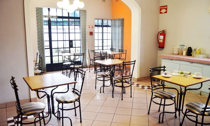 Harare Hotel | Horizon Inn