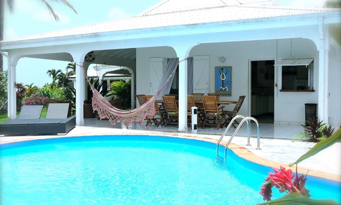 Sainte-Rose Villa | HORIZON KARUKERA On the heights of Ste Rose with panoramic views of the sea!