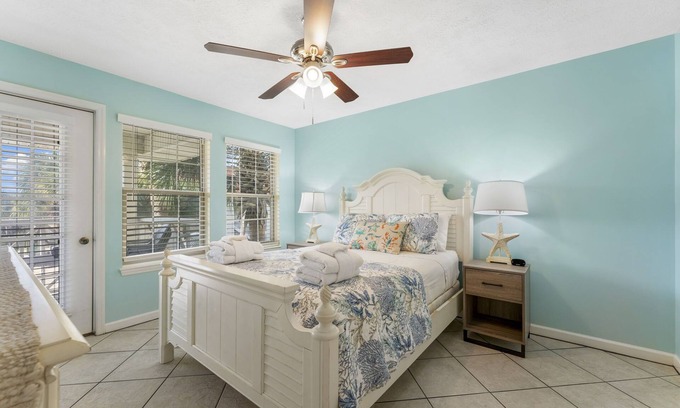 Open Sands Condo | Horizon South 56-206: 2 Bed, 2 Bath + Built-In Bunk Bed!