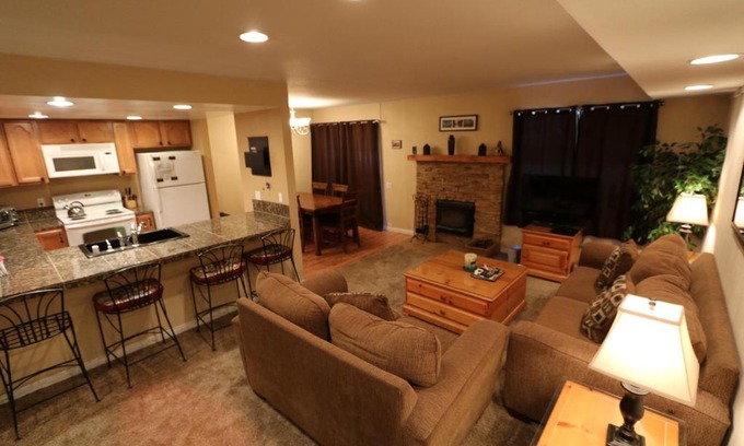 Sierra Holiday Apartment | Horizons 4 #163 condo