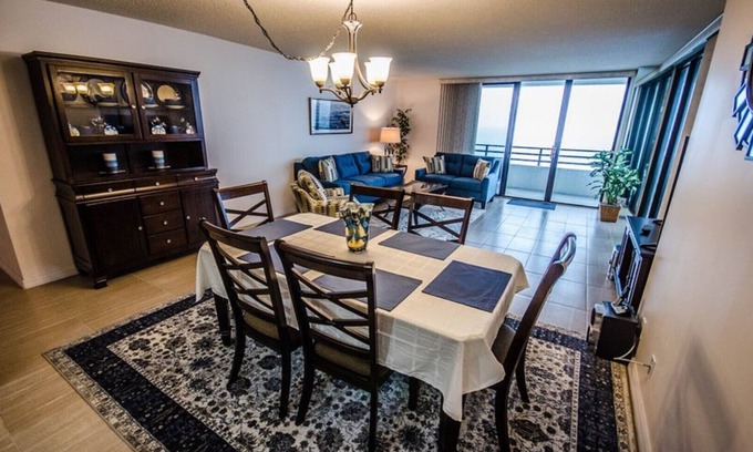 Seabreeze Park Condo | Horizons Condominium 10th floor 2/2 Ocean Front