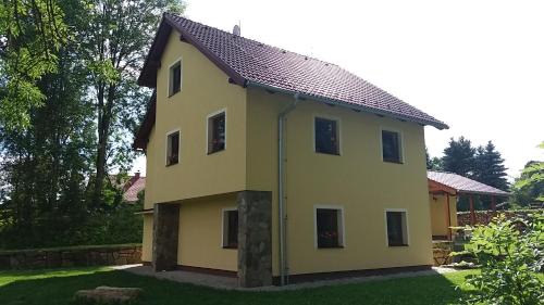 Karlovy Dvory House | Horní Planá