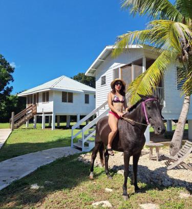 Sarteneja Hotel | Horse Cottage