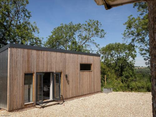 Axminster House | Horseshoe Barn