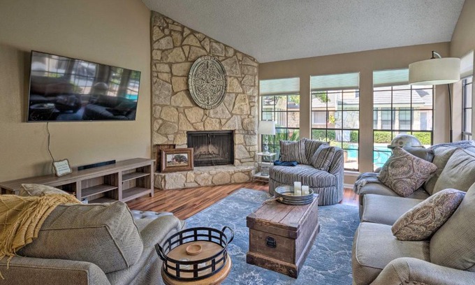Horseshoe Bay House | Horseshoe Bay Resort Townhome - Near Lake LBJ!