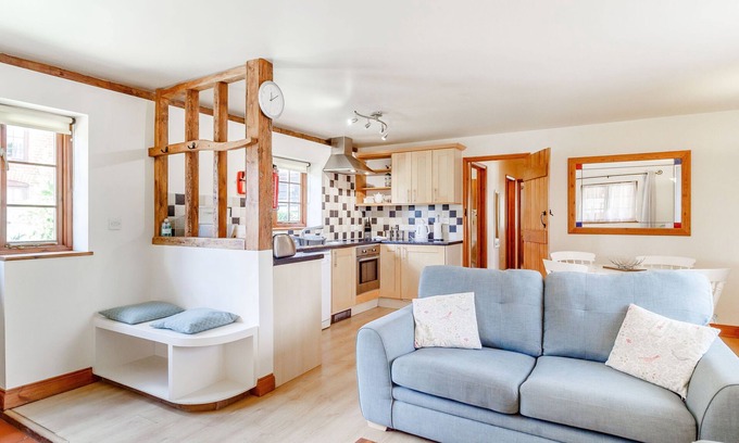 Little Glemham Cottage | Horseshoe