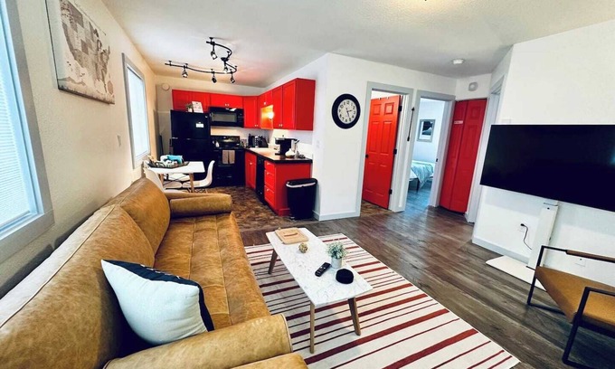 Joseph Condo | Horseshoe Lake 2nd floor 2 bdrm condo